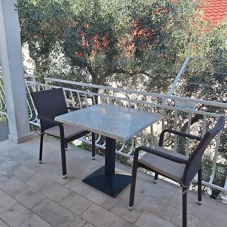 Drasko Guest house 3*